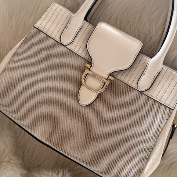 Cream and Tan Women's Handbag - Picture 2 of 4